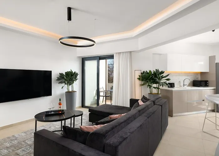 K Luxury Apartment *